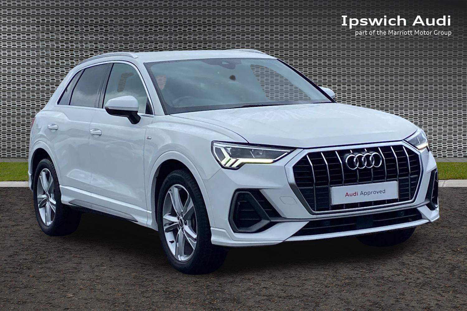 Main listing image - Audi Q3