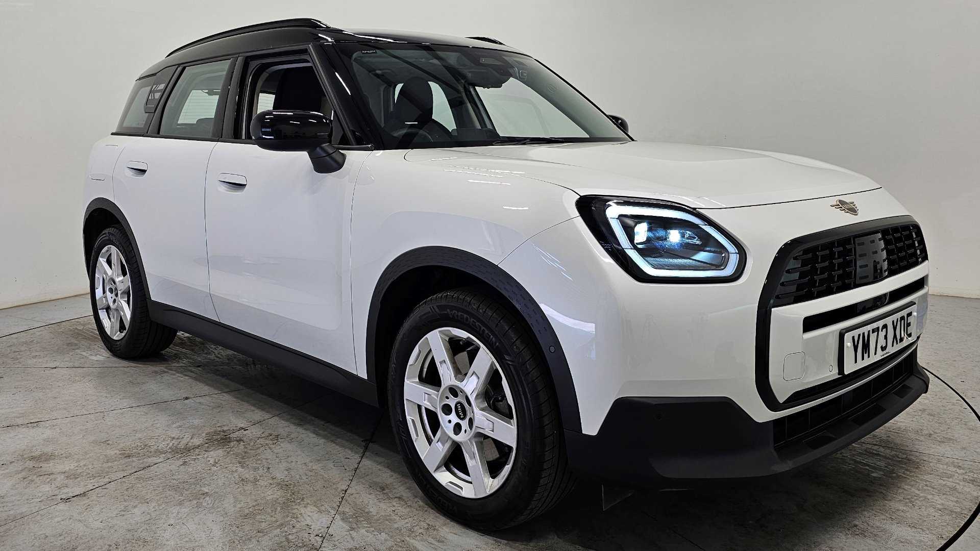 Main listing image - MINI Countryman
