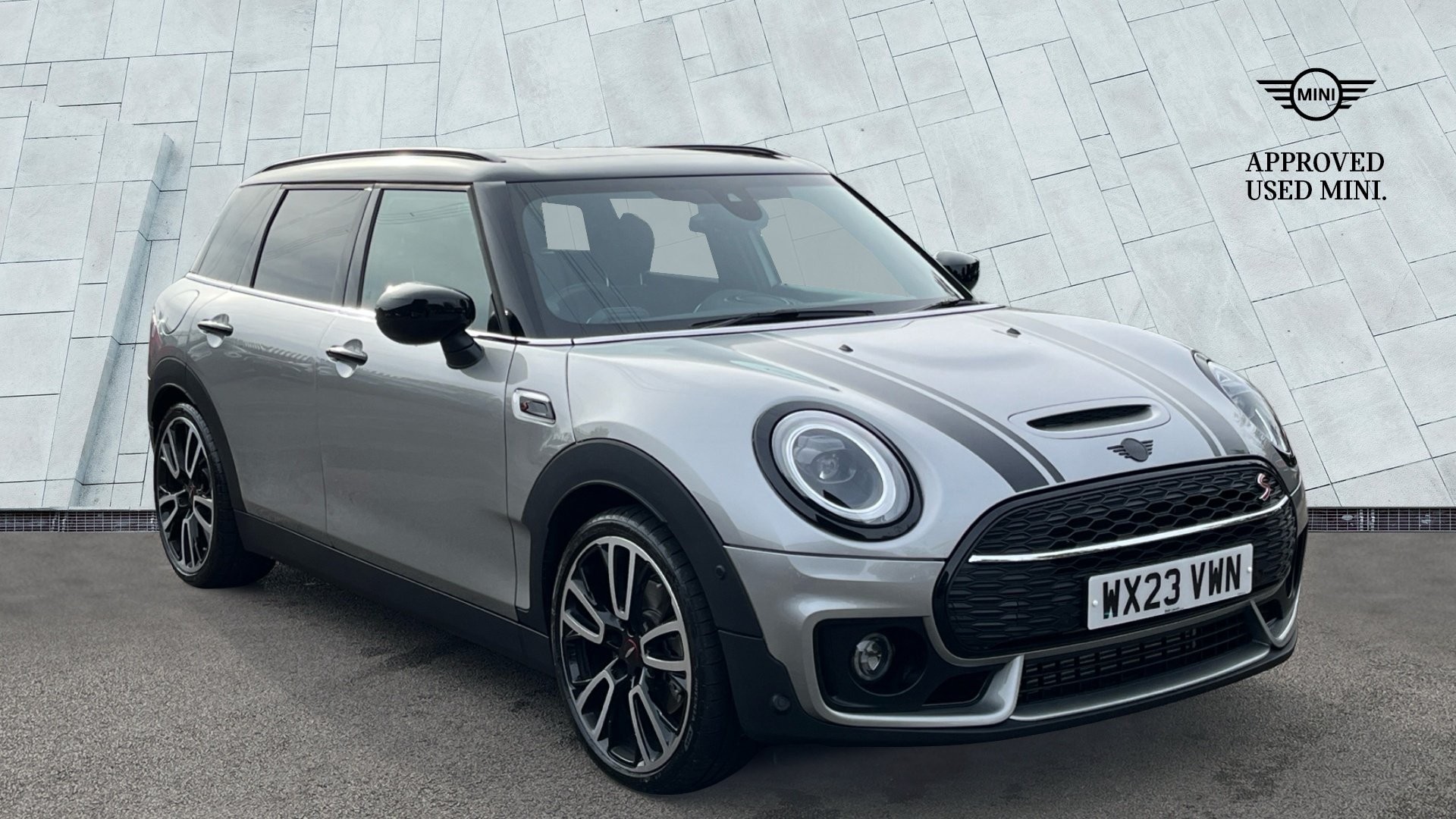 Main listing image - MINI Clubman