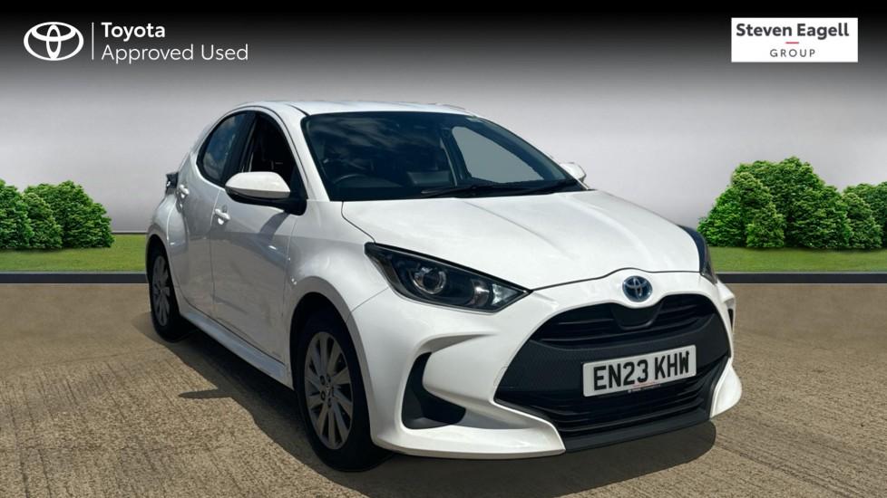 Main listing image - Toyota Yaris