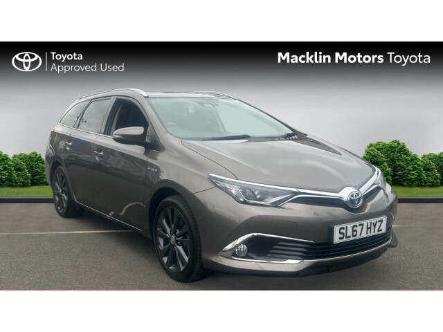 Main listing image - Toyota Auris Touring Sport