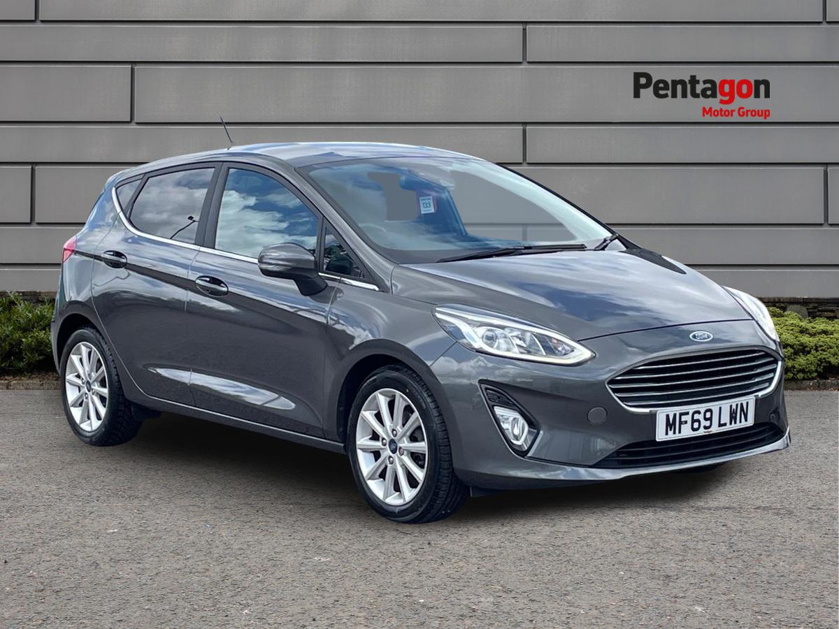 Main listing image - Ford Fiesta