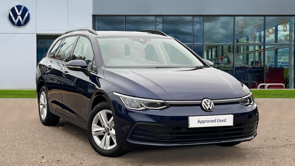 Main listing image - Volkswagen Golf Estate