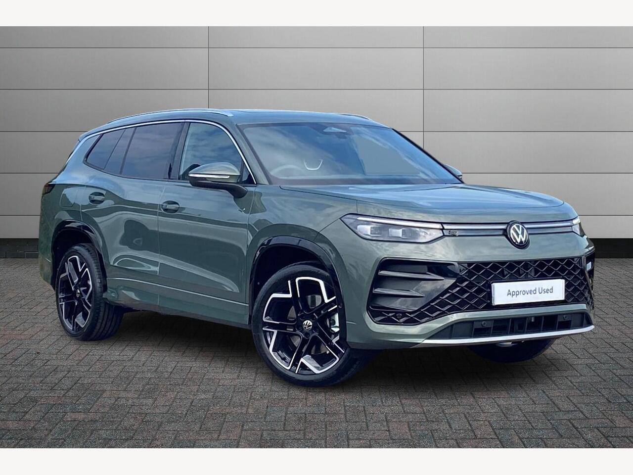 Main listing image - Volkswagen Tayron