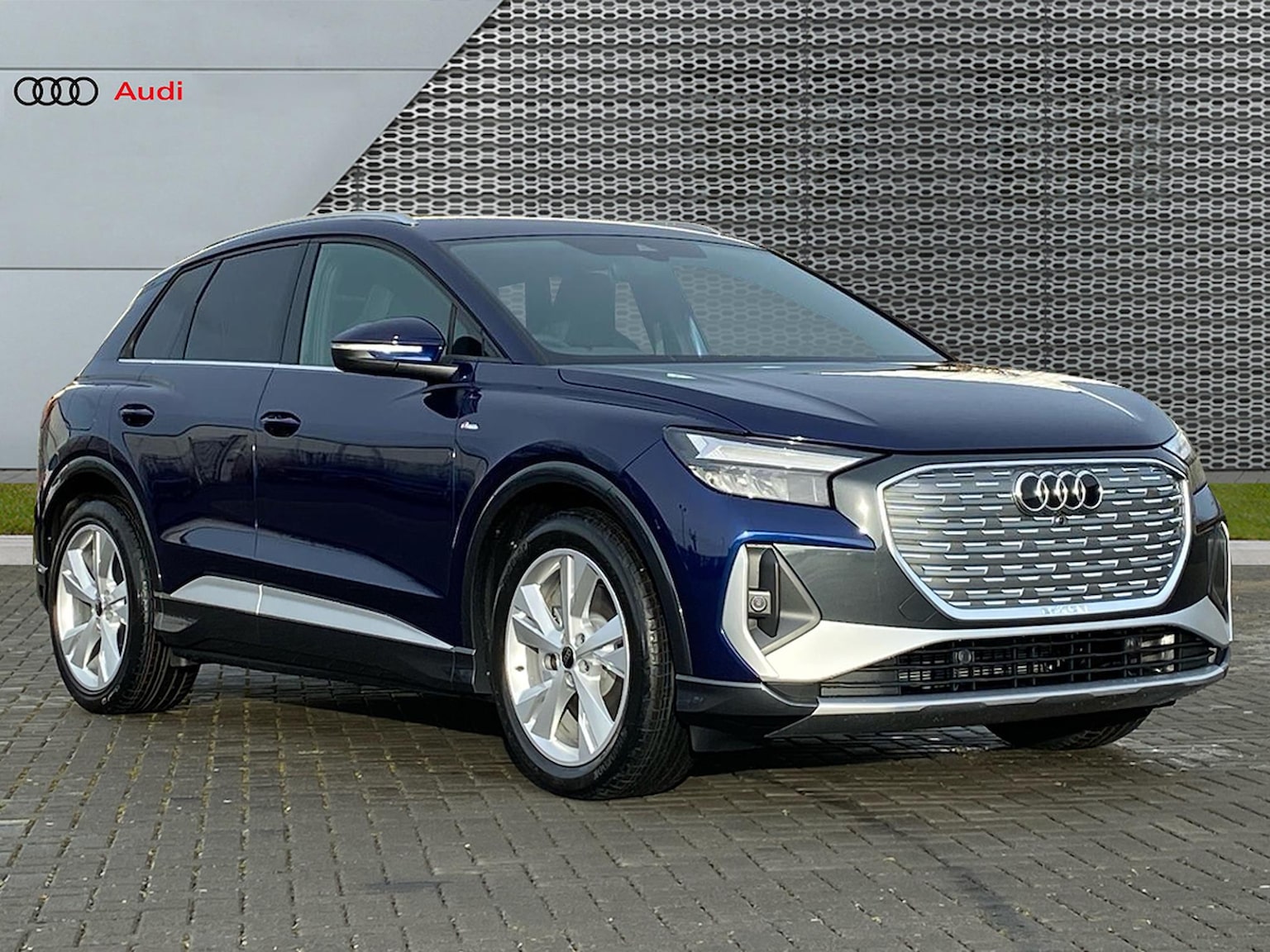 Main listing image - Audi Q4