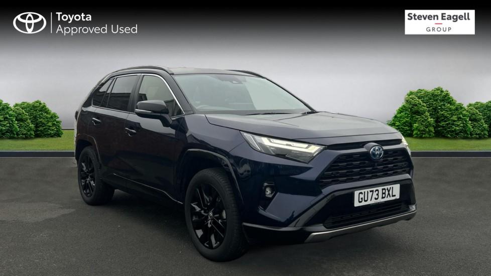 Main listing image - Toyota RAV4