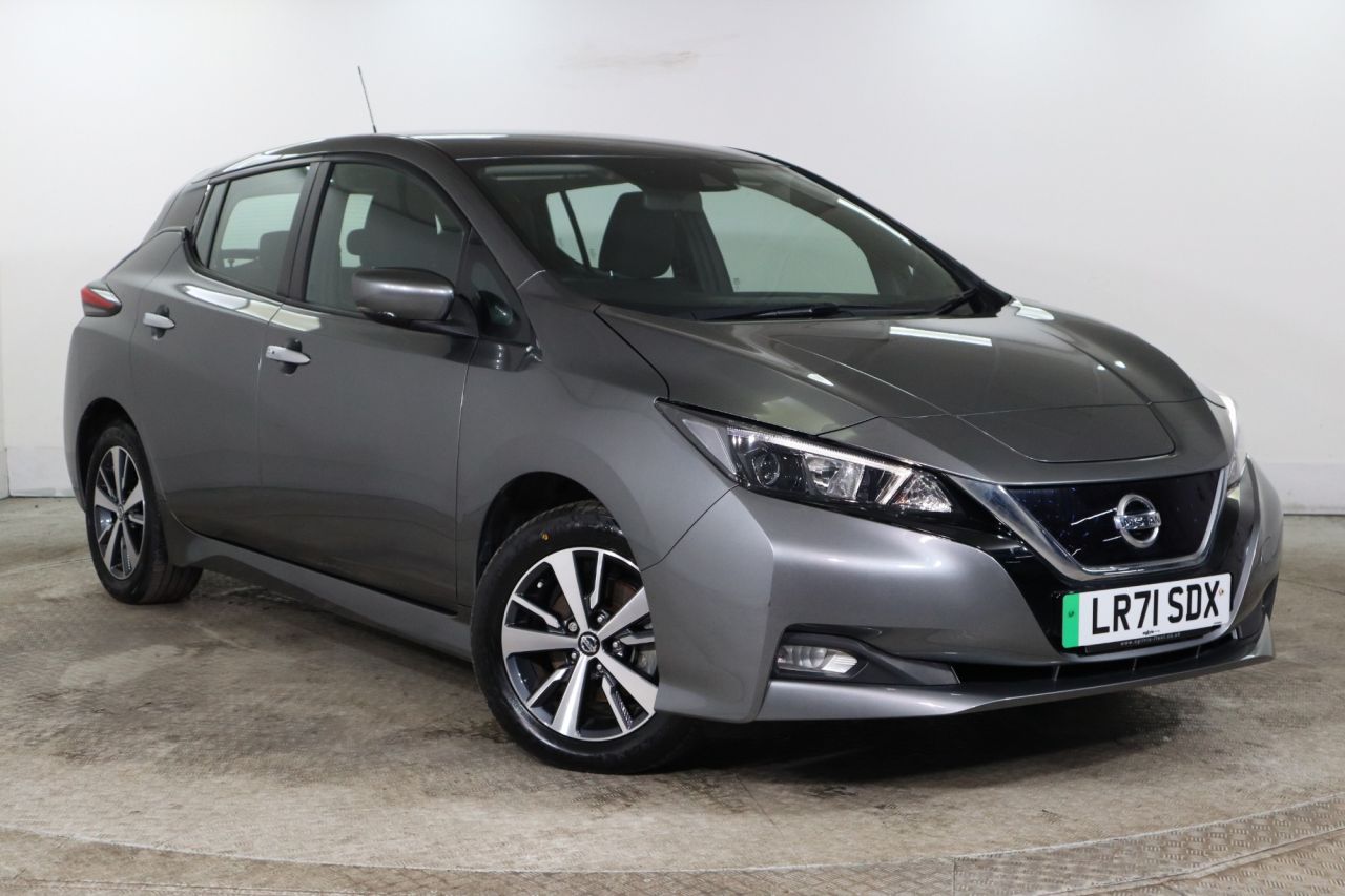 Main listing image - Nissan Leaf