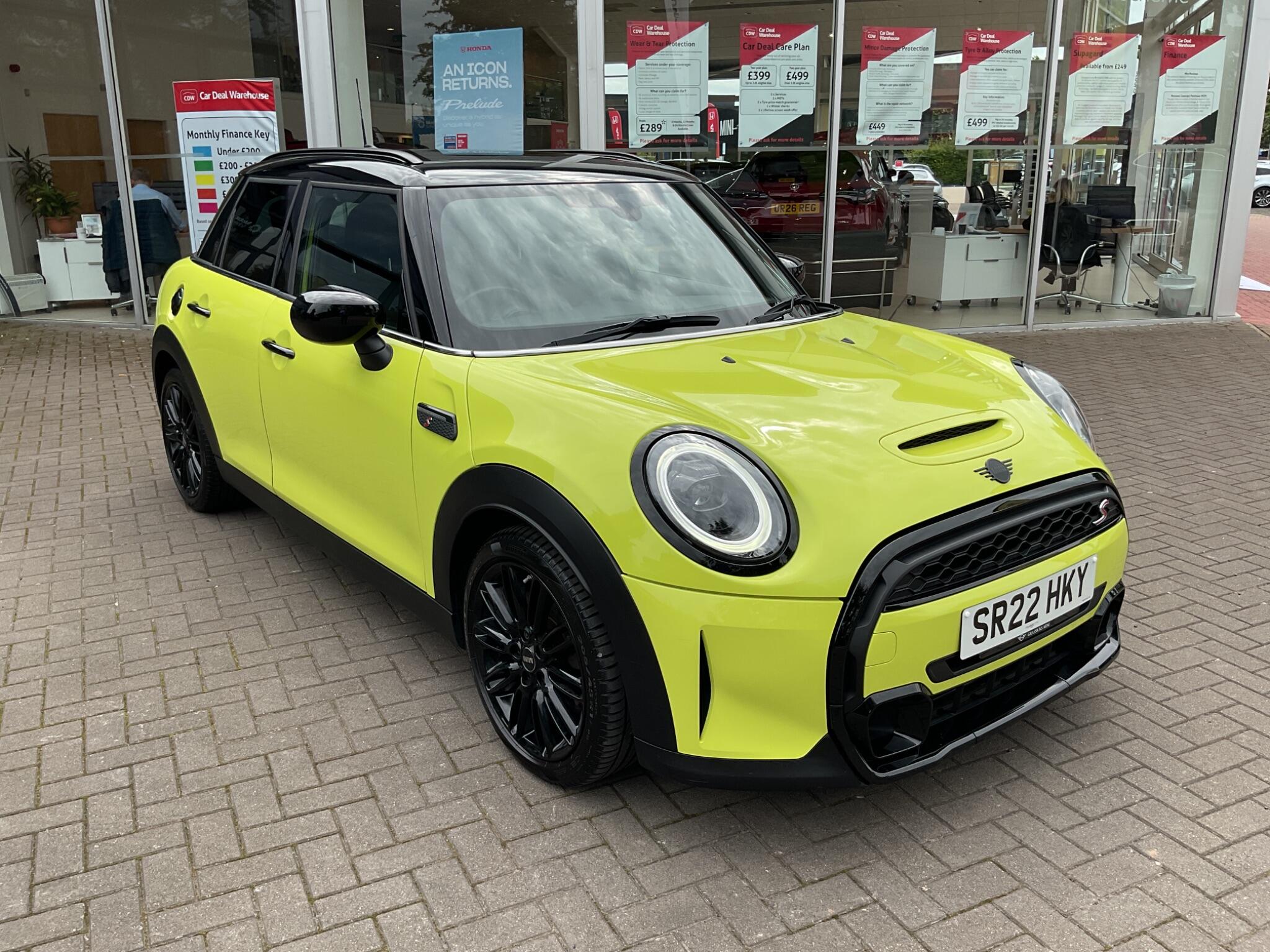 Main listing image - MINI Hatchback