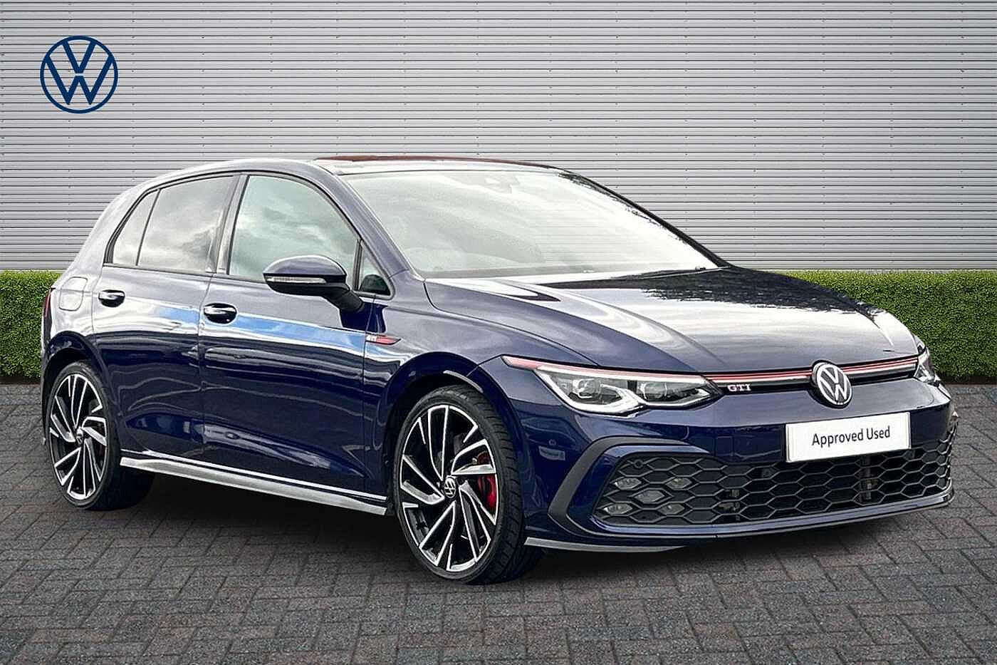 Main listing image - Volkswagen Golf