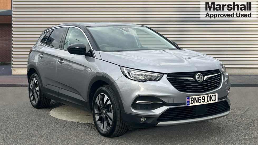 Main listing image - Vauxhall Grandland X