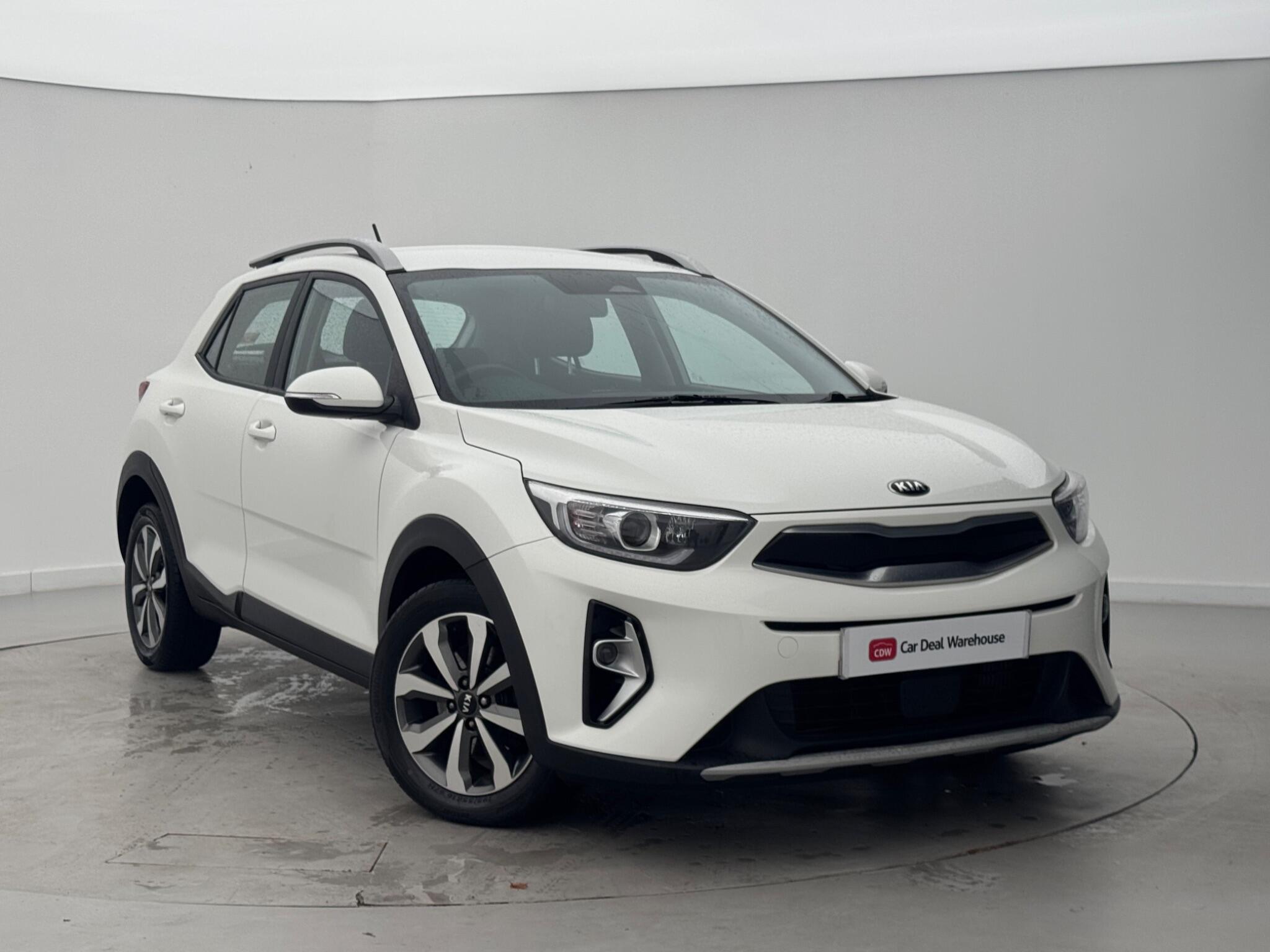 Main listing image - Kia Stonic