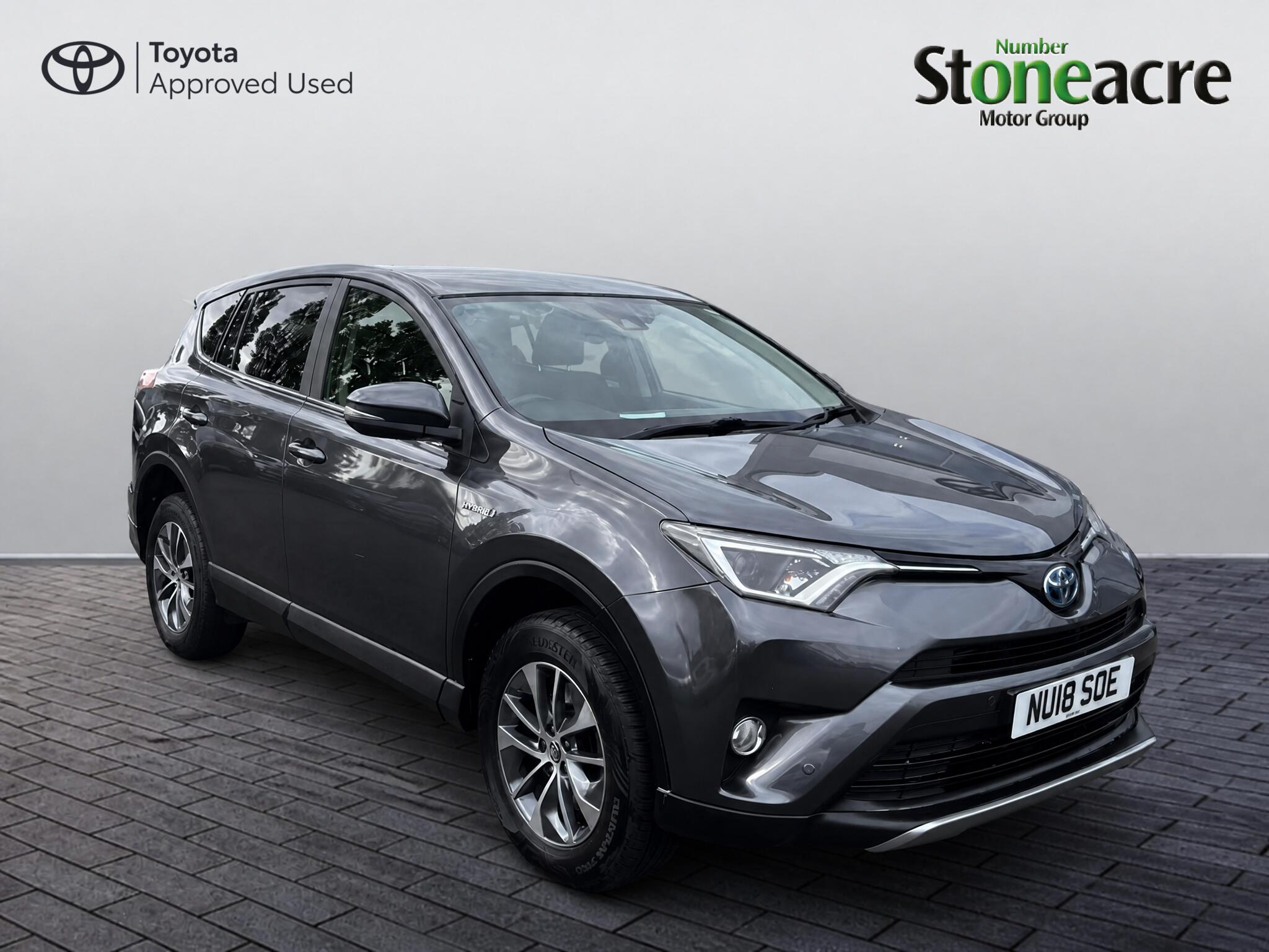 Main listing image - Toyota RAV4