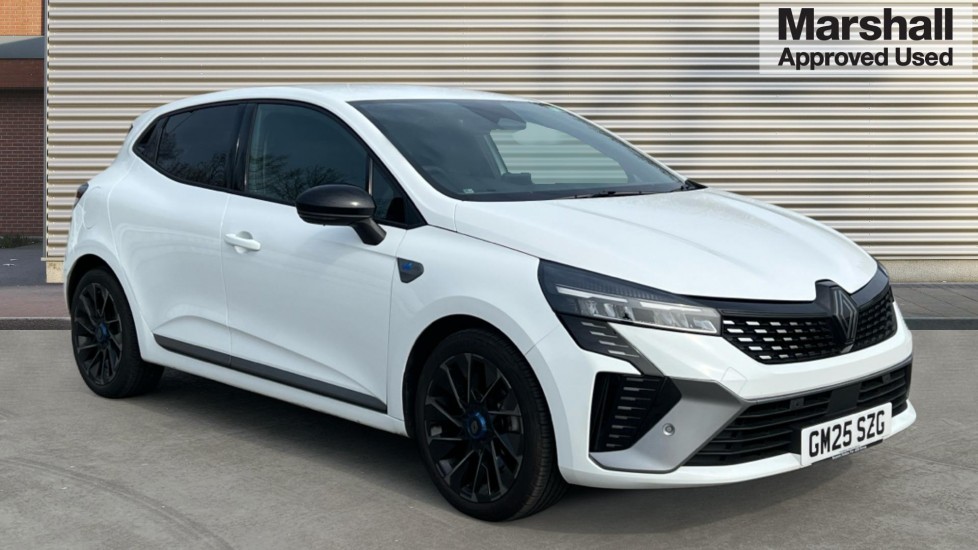 Main listing image - Renault Clio