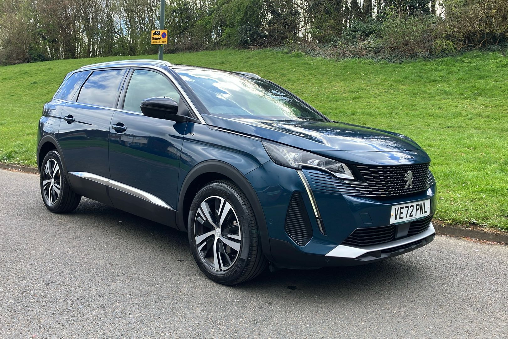 Main listing image - Peugeot 5008
