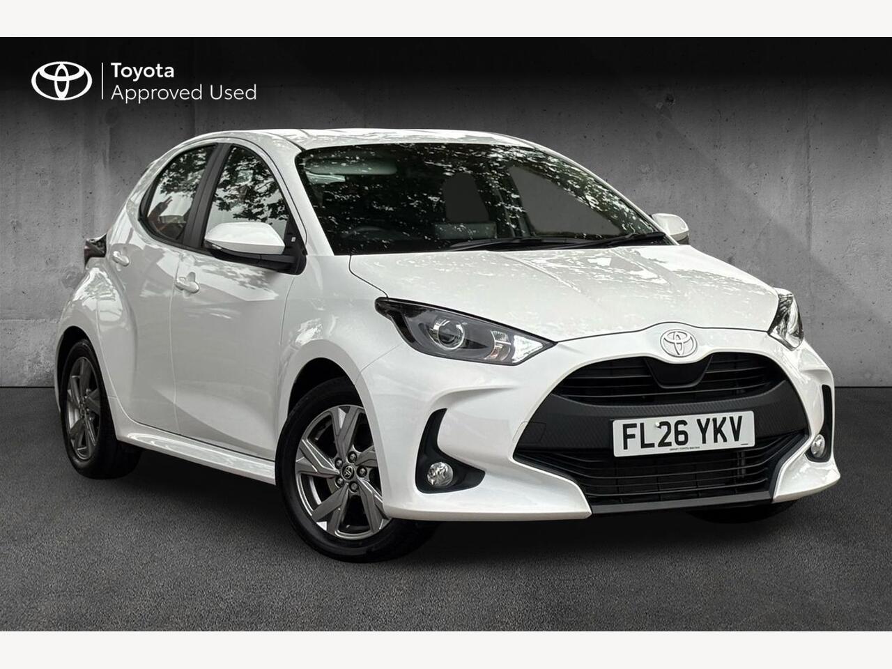 Main listing image - Toyota Yaris