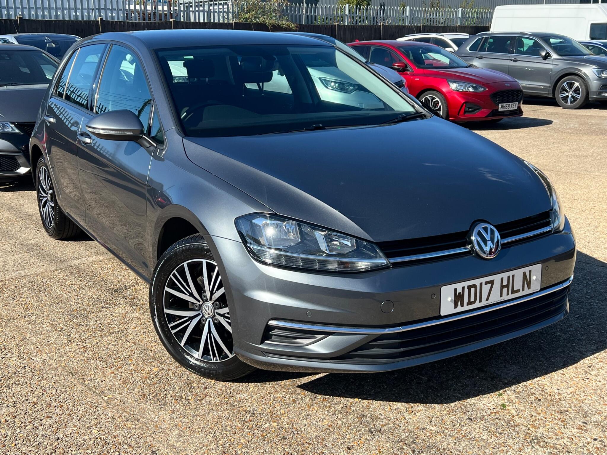 Main listing image - Volkswagen Golf