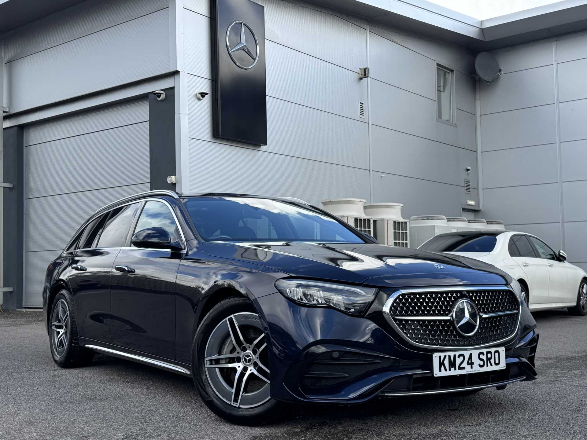 Main listing image - Mercedes-Benz E-Class Estate