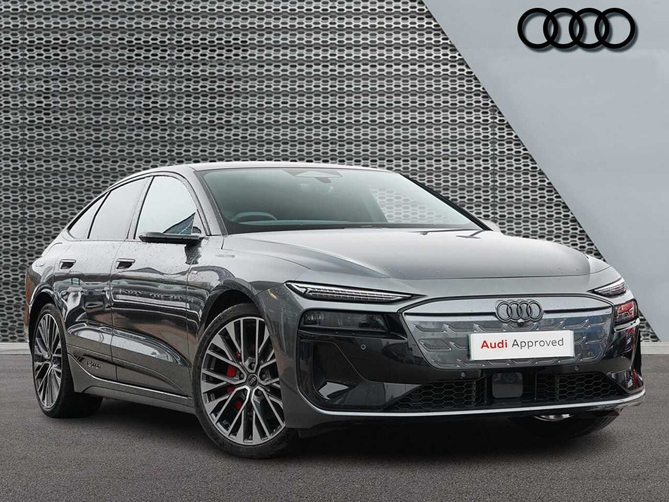 Main listing image - Audi A6