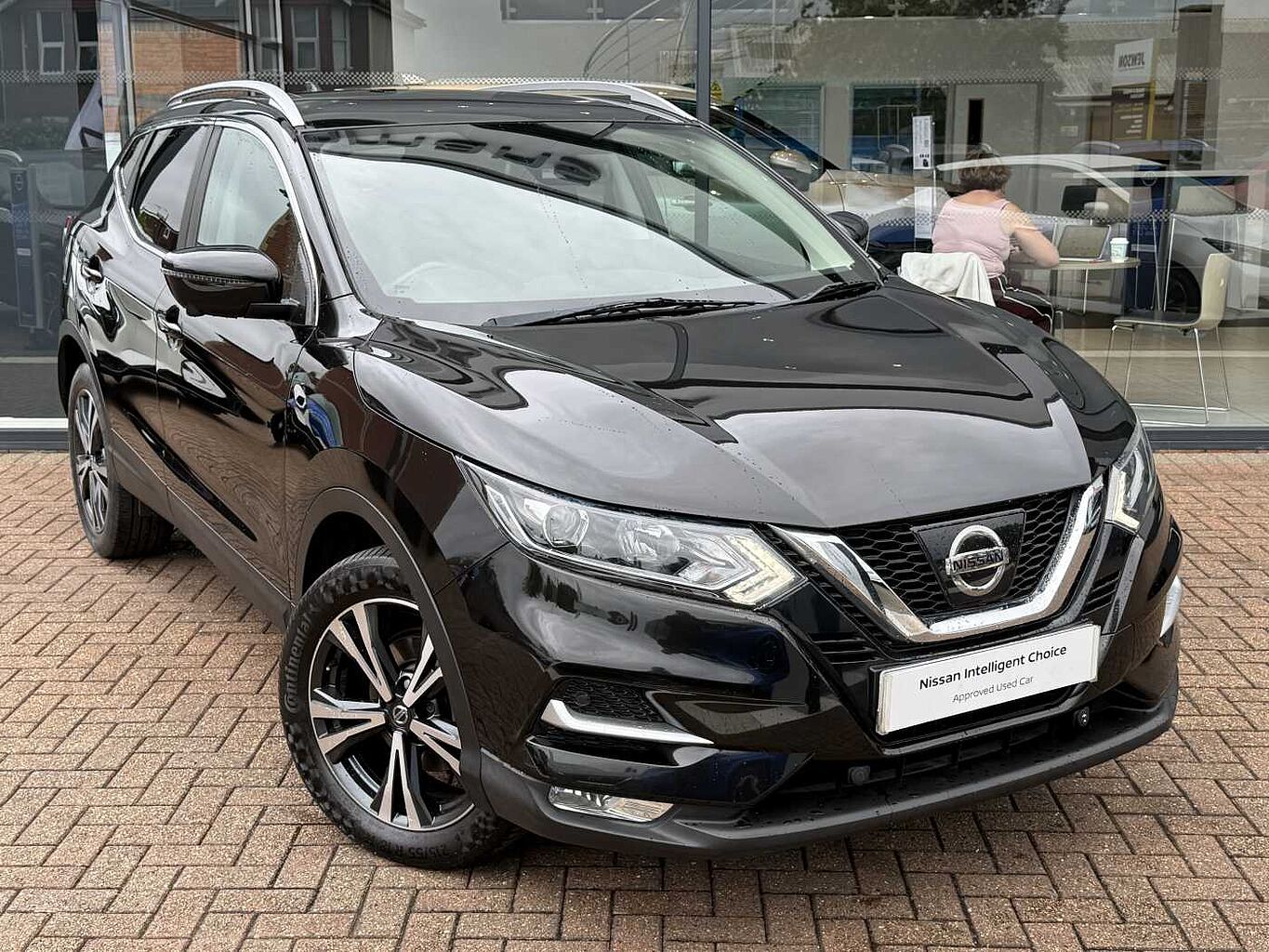 Main listing image - Nissan Qashqai