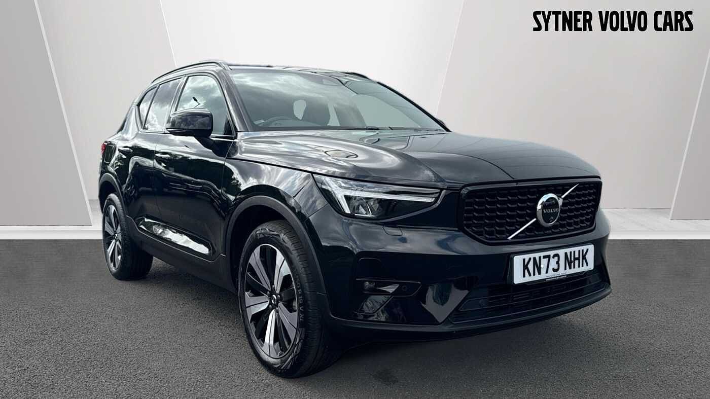 Main listing image - Volvo XC40 Recharge