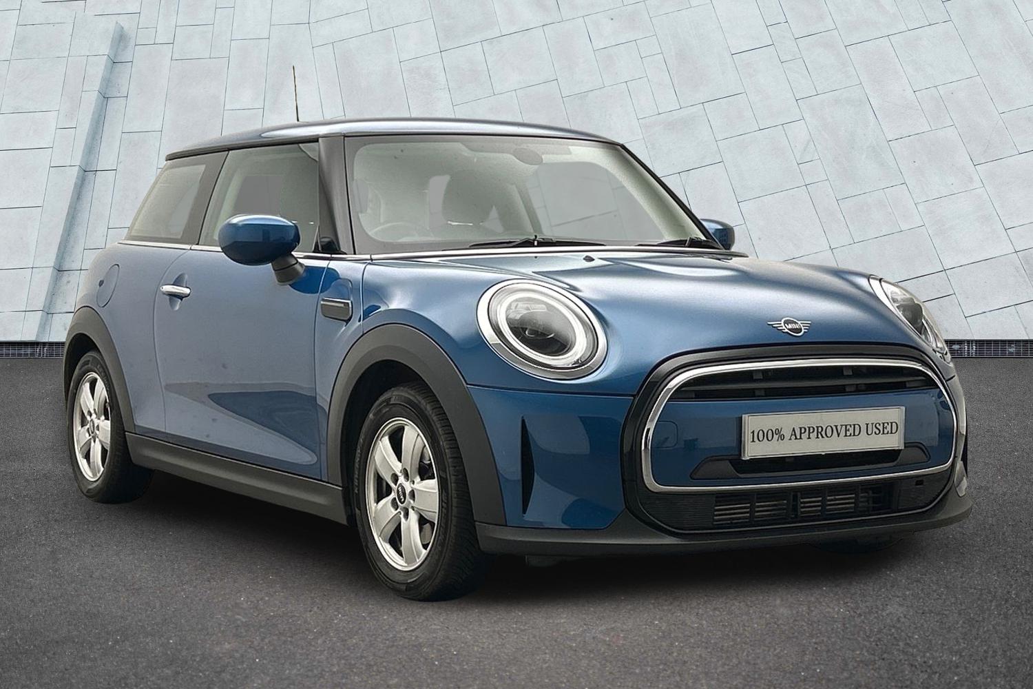 Main listing image - MINI Hatchback