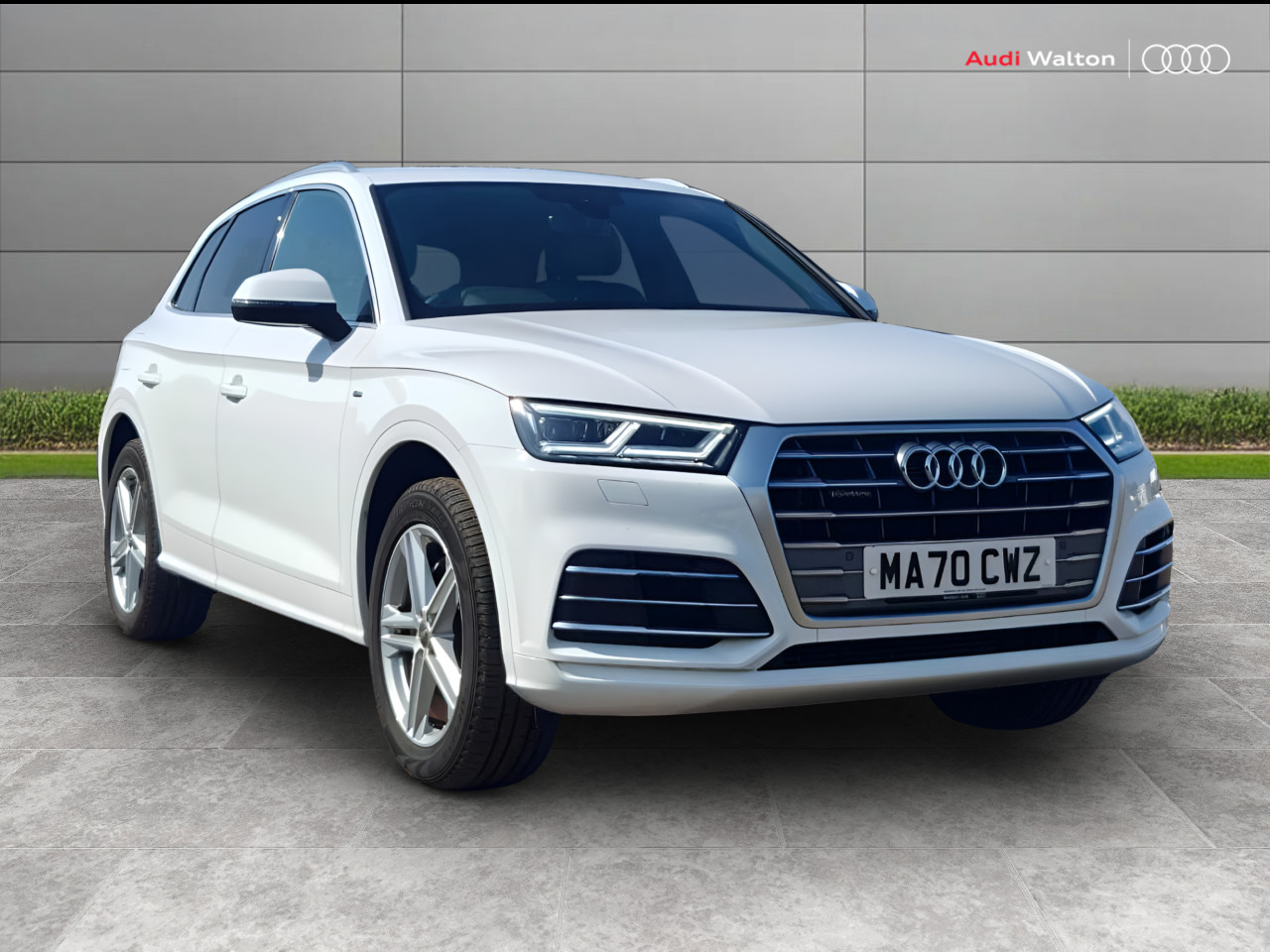 Main listing image - Audi Q5