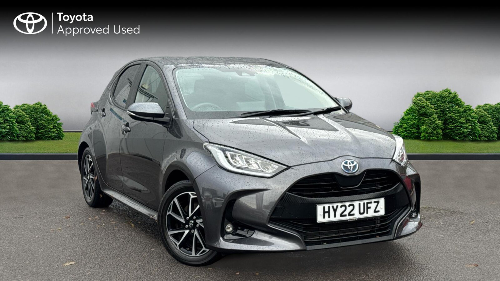 Main listing image - Toyota Yaris