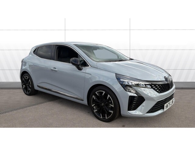 Main listing image - Renault Clio