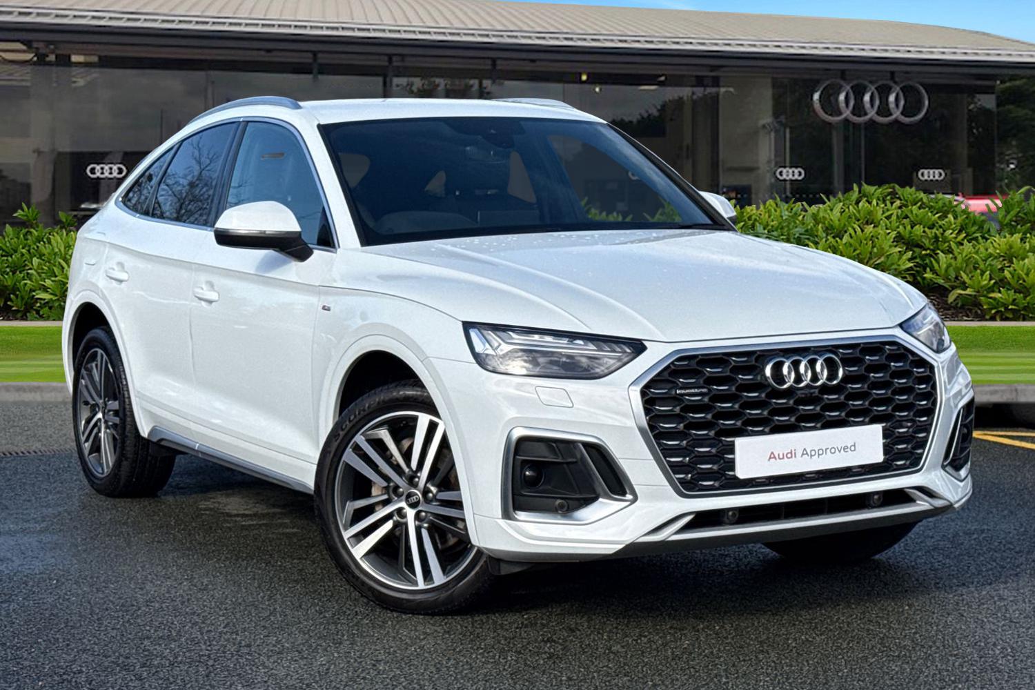 Main listing image - Audi Q5 Sportback