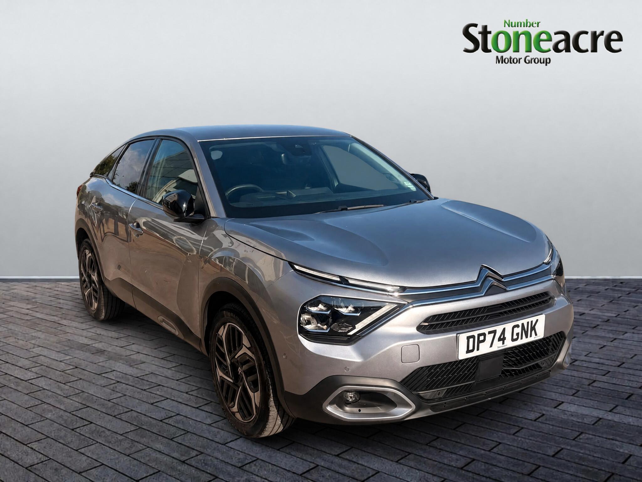 Main listing image - Citroen C4