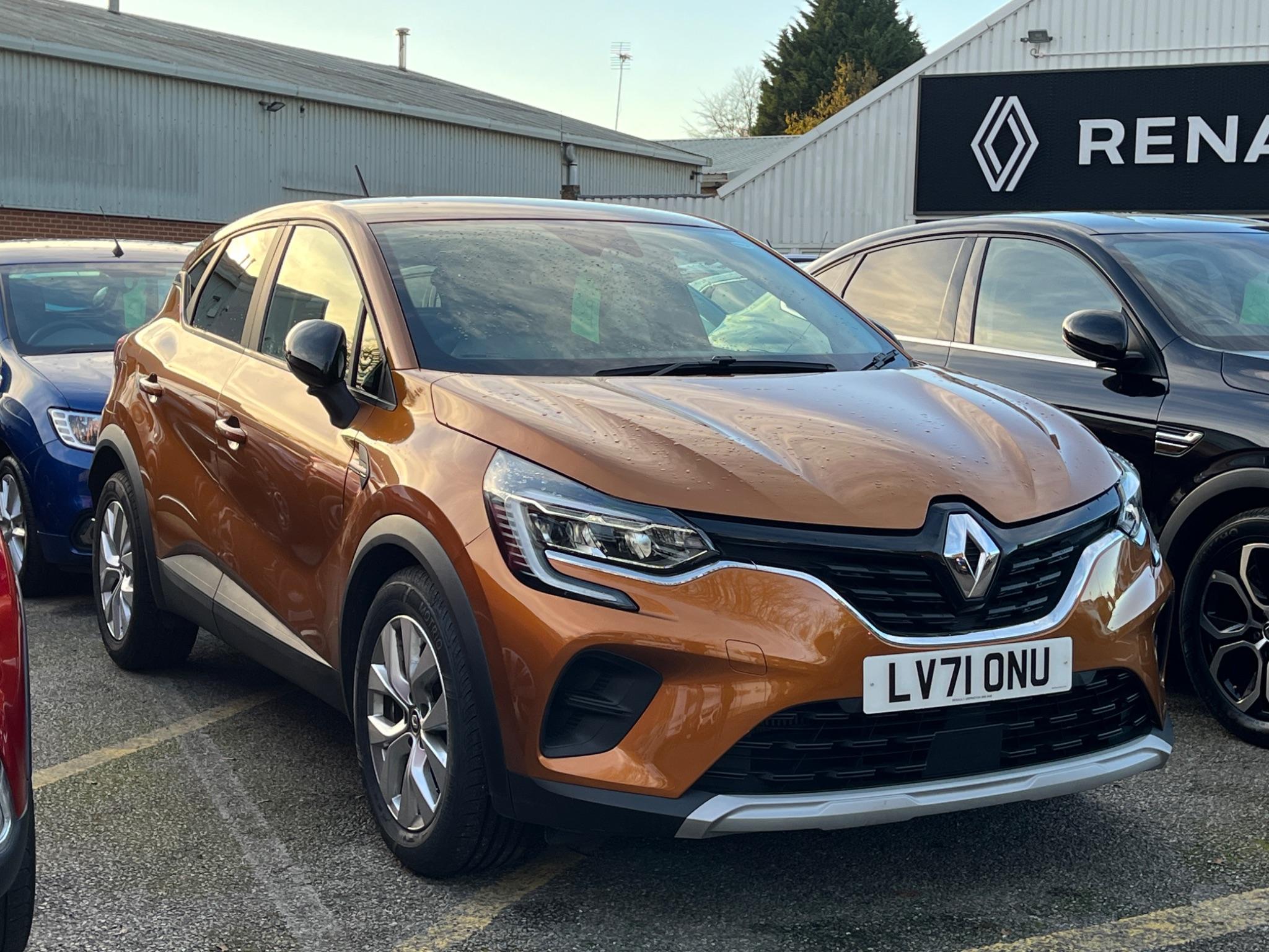 Main listing image - Renault Captur