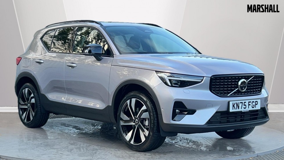 Main listing image - Volvo XC40