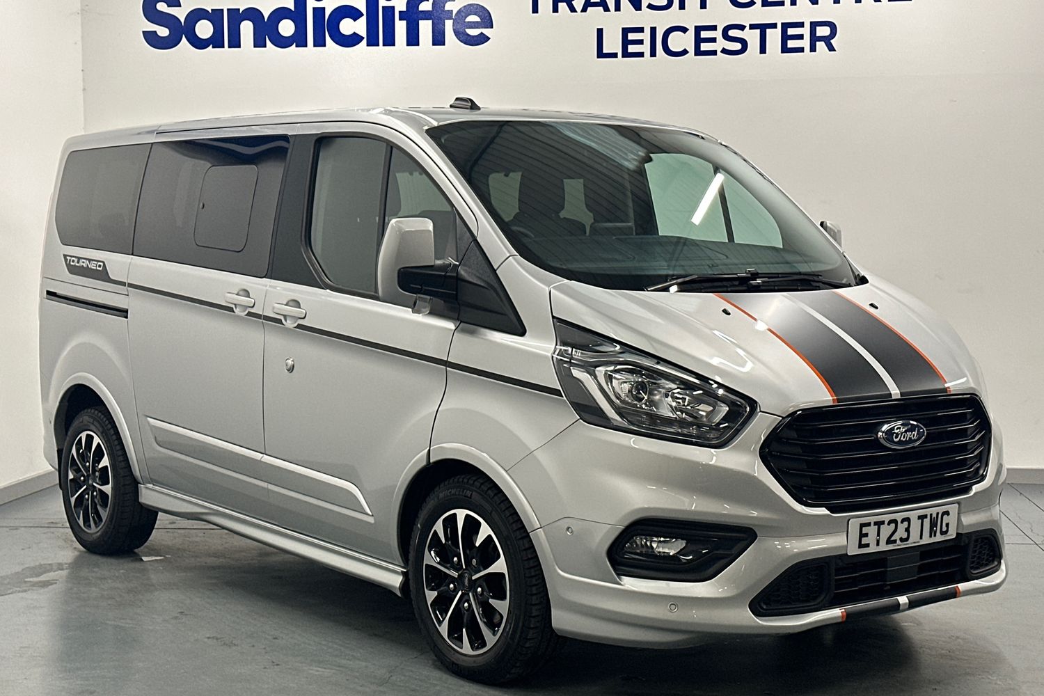 Main listing image - Ford Tourneo Custom