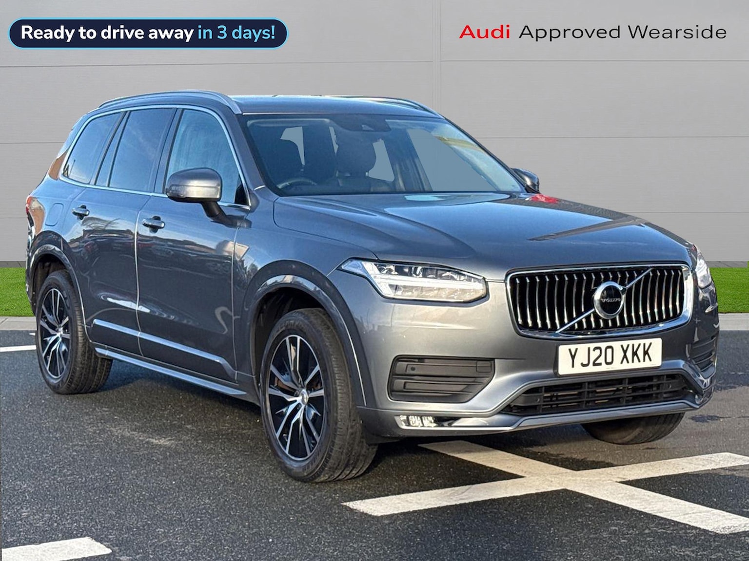 Main listing image - Volvo XC90