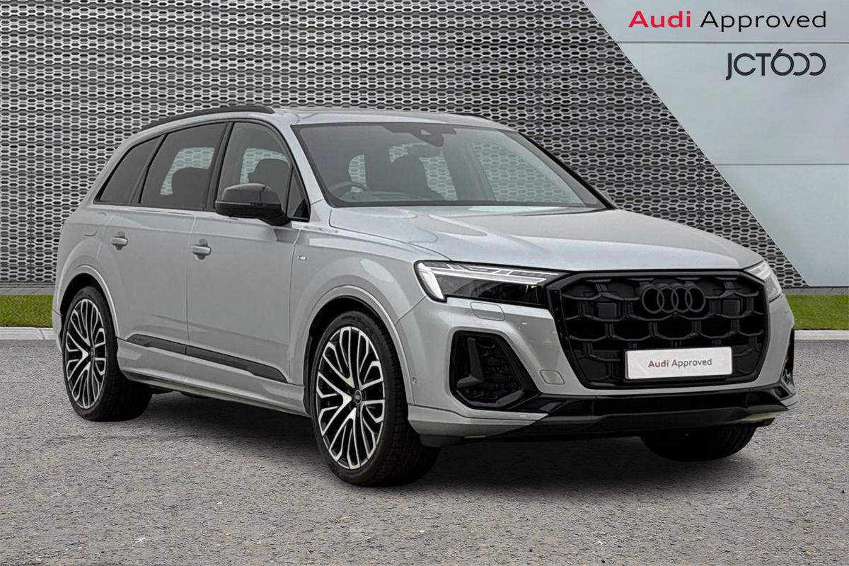 Main listing image - Audi Q7