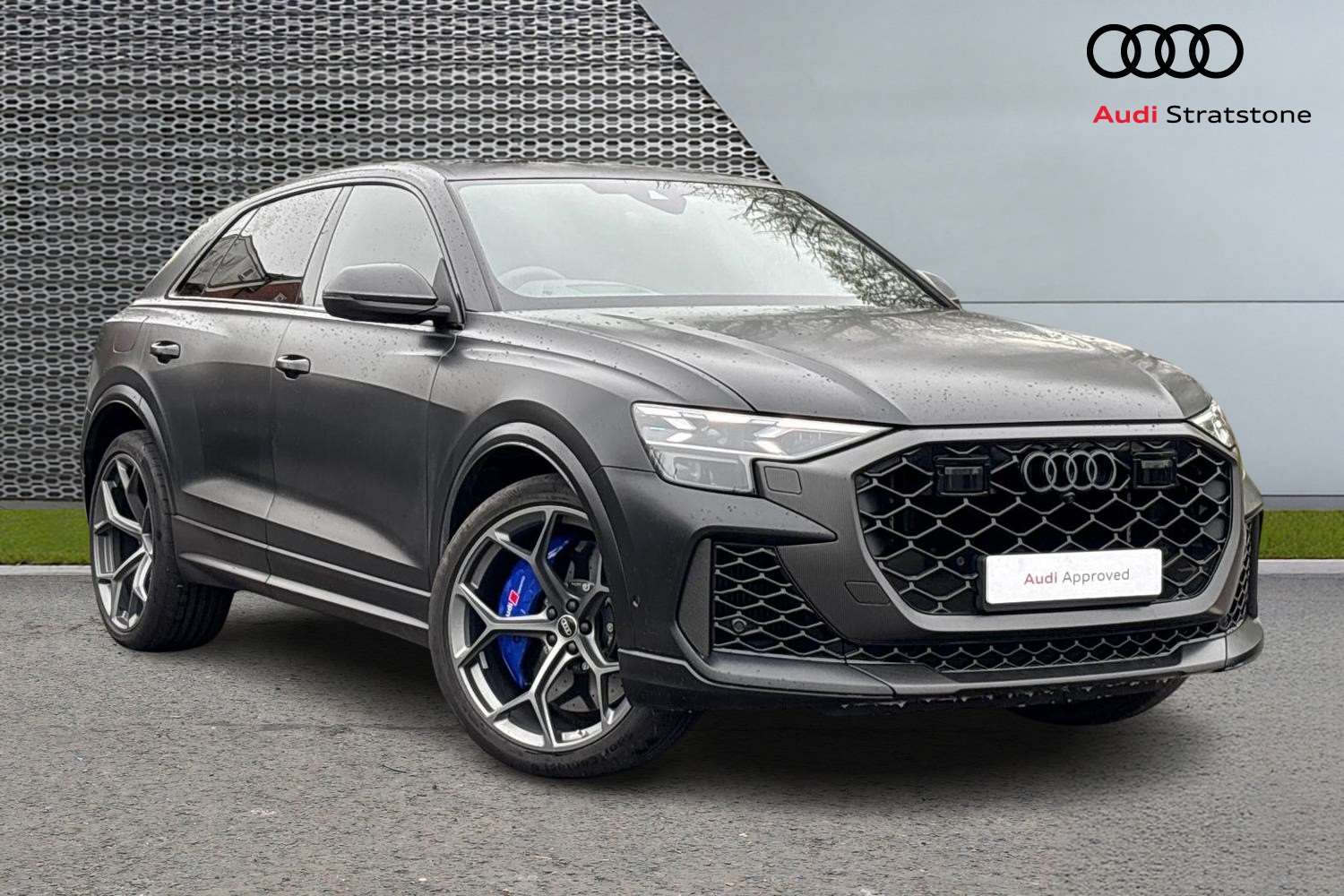 Main listing image - Audi RS Q8