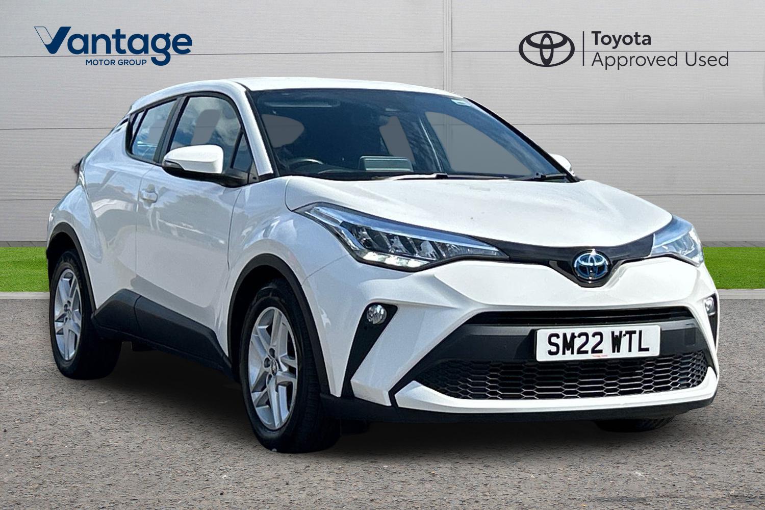 Main listing image - Toyota C-HR