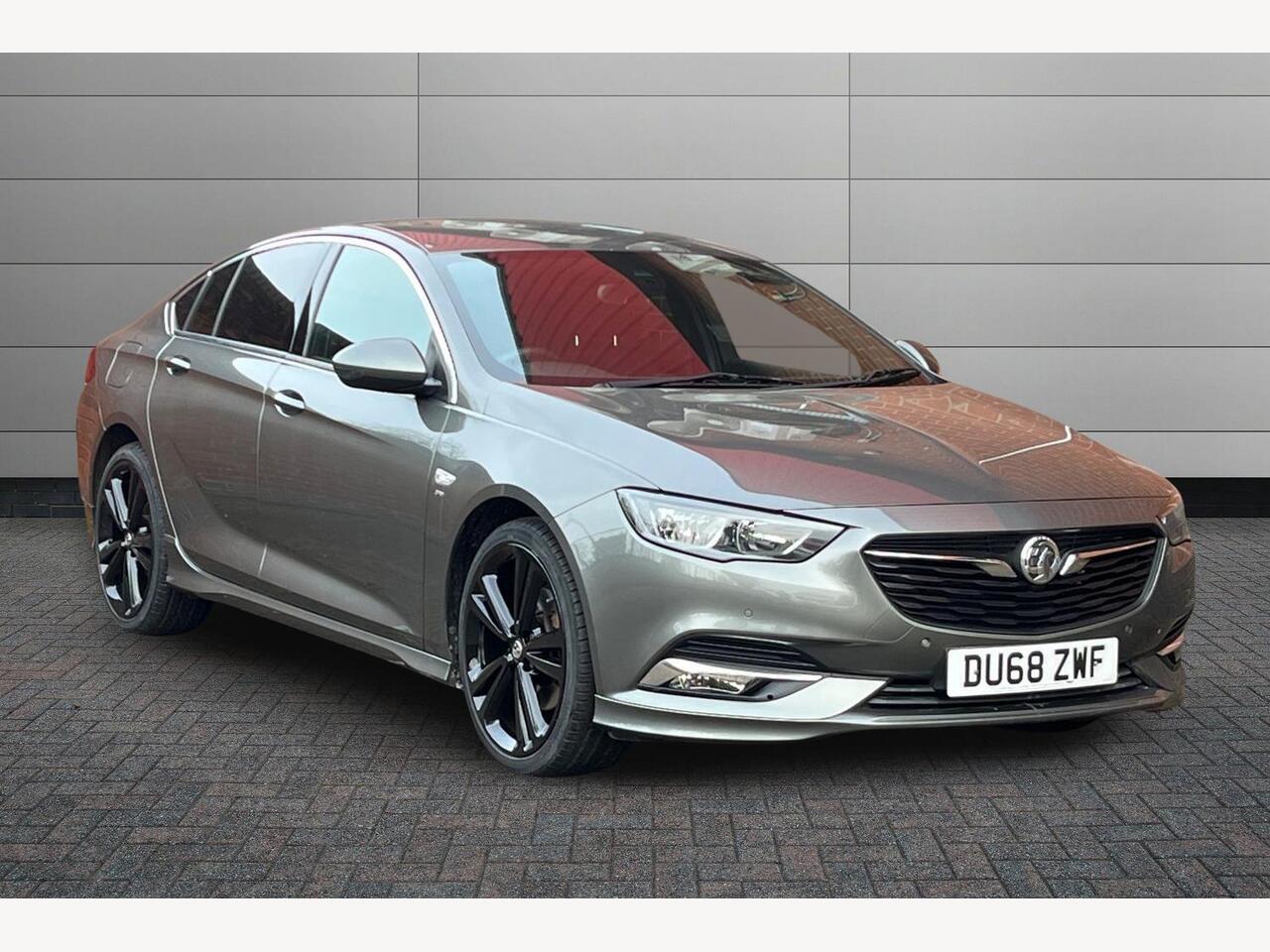 Main listing image - Vauxhall Insignia