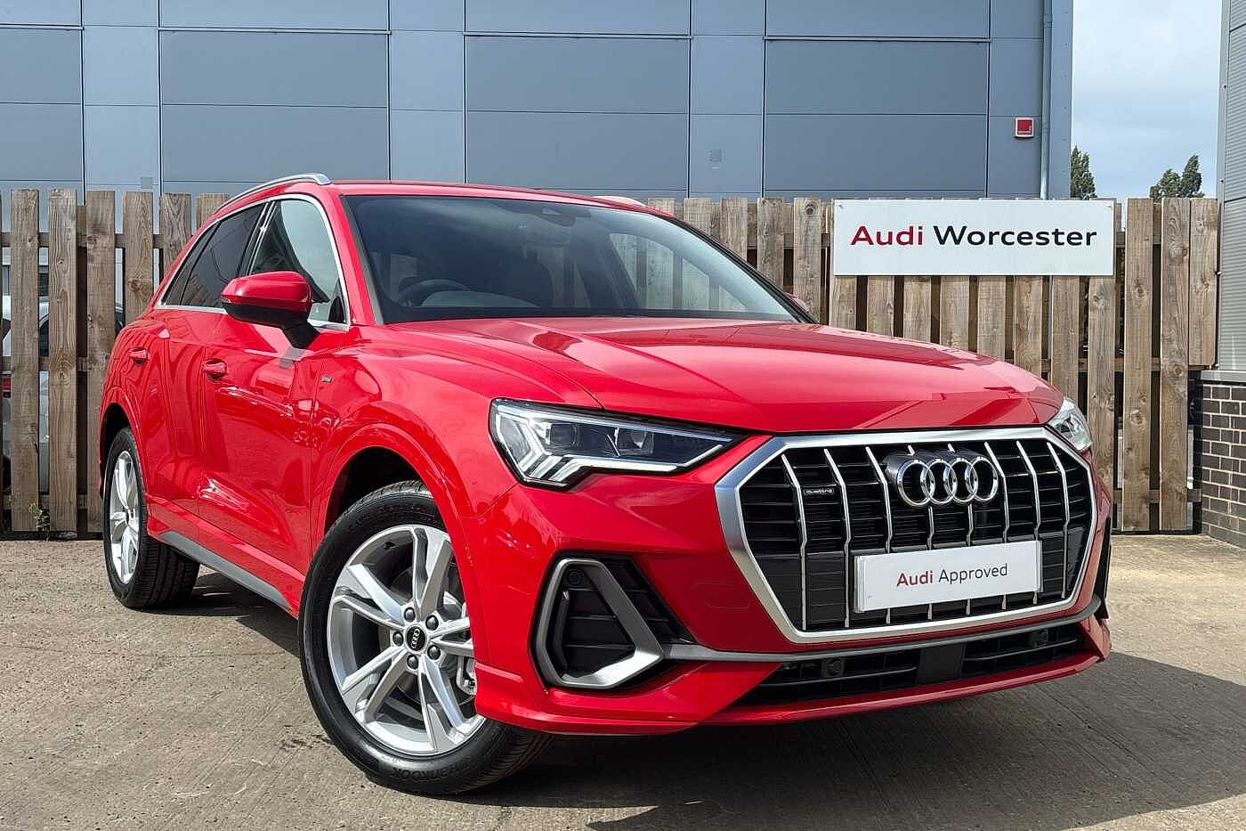 Main listing image - Audi Q3