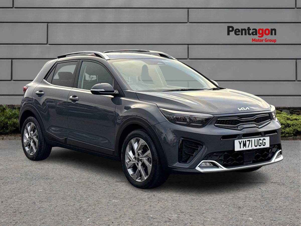 Main listing image - Kia Stonic