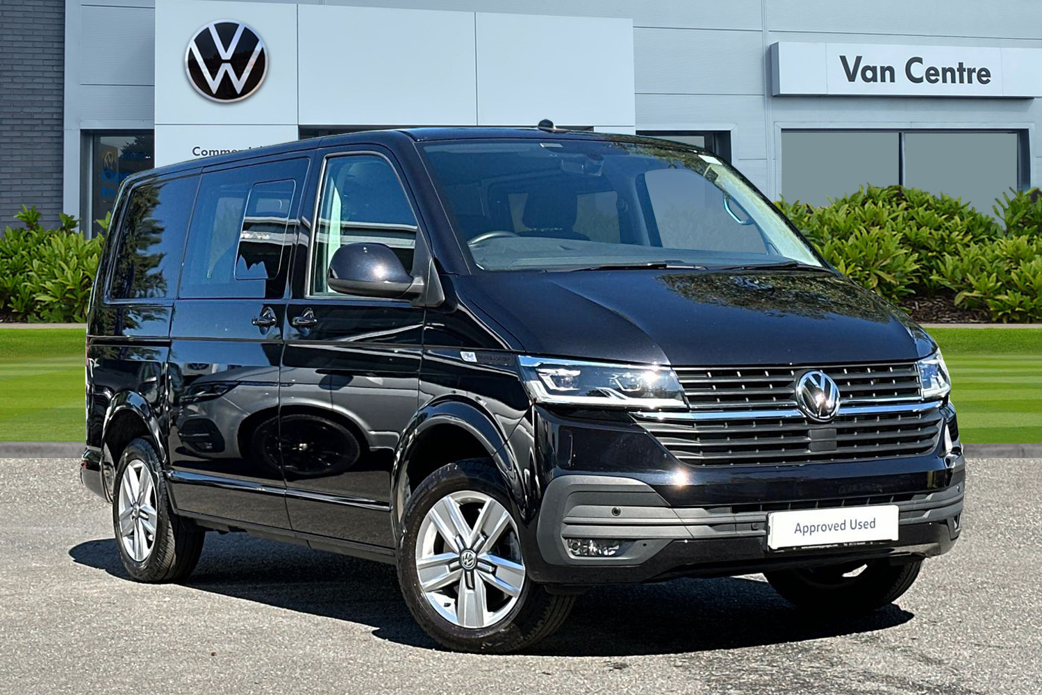 Main listing image - Volkswagen Transporter