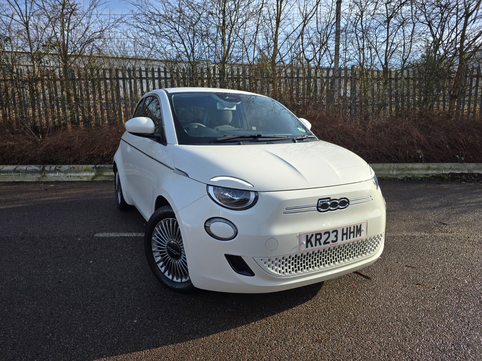 Main listing image - Fiat 500 Electric
