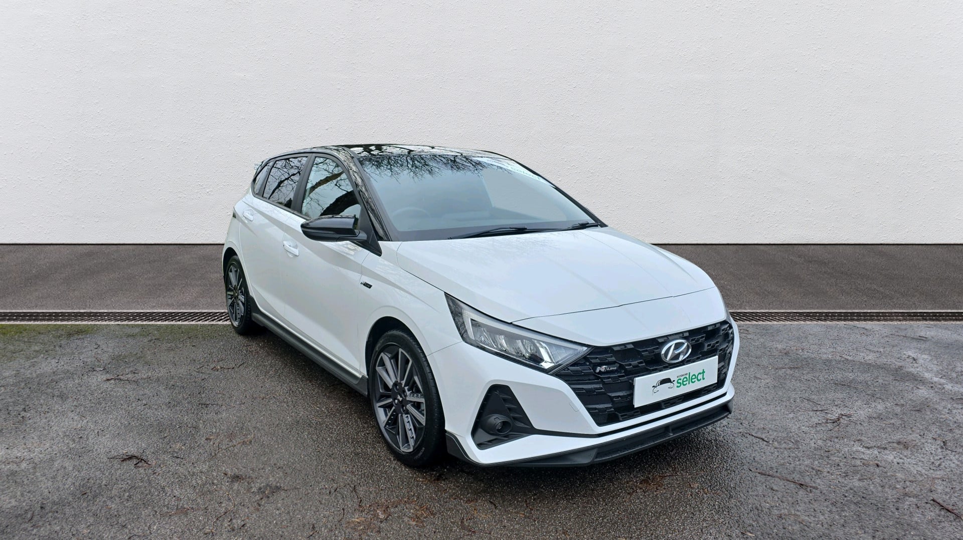 Main listing image - Hyundai i20