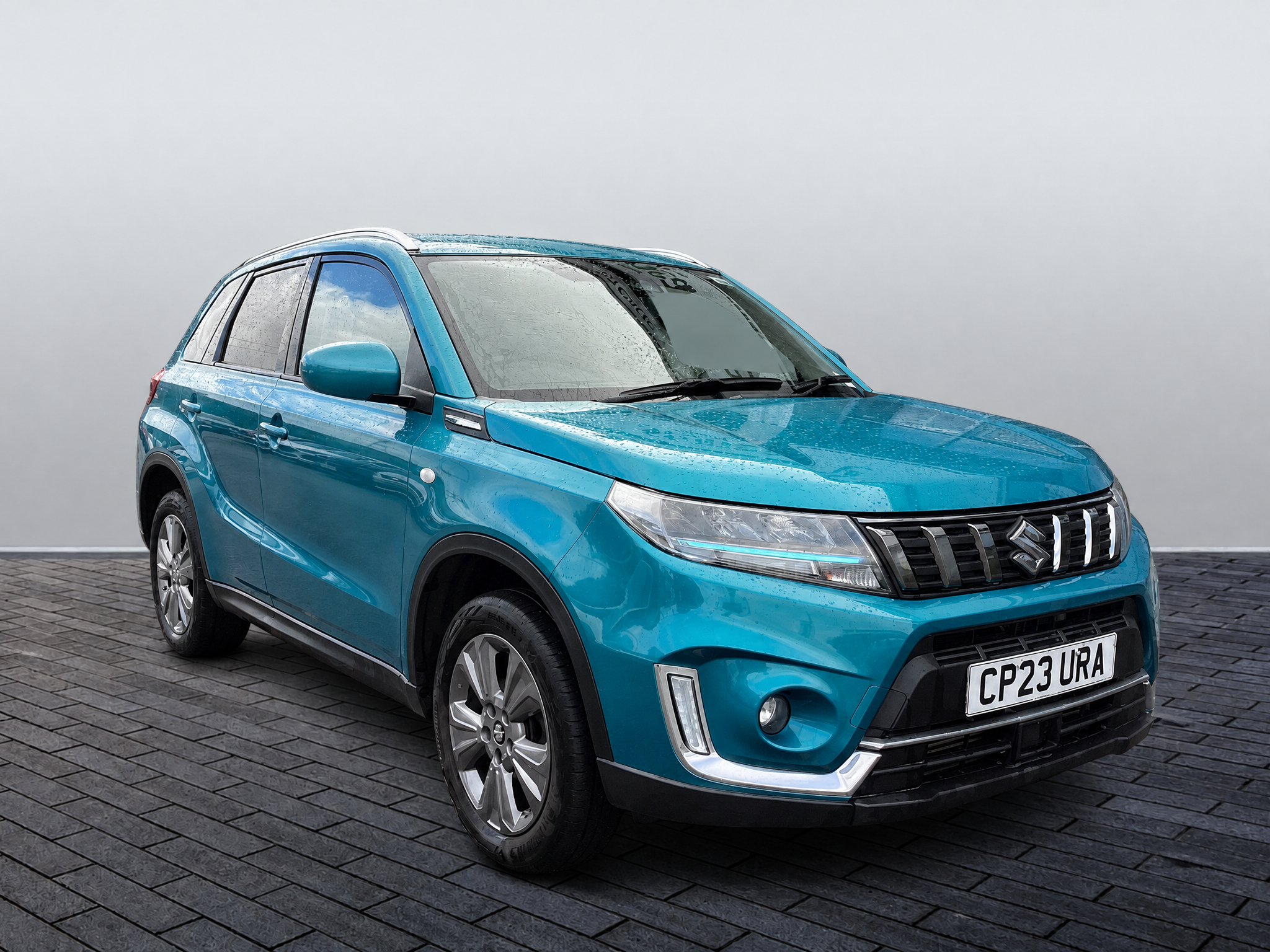 Main listing image - Suzuki Vitara