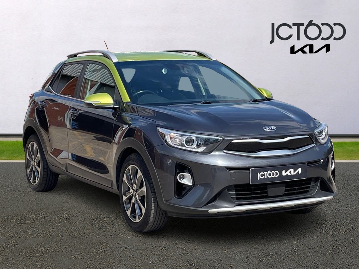 Main listing image - Kia Stonic