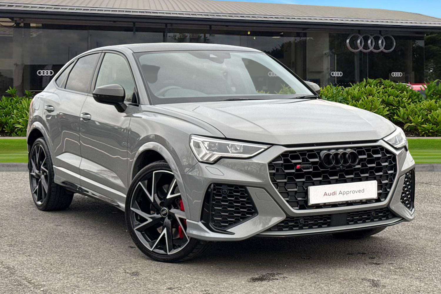 Main listing image - Audi RS Q3