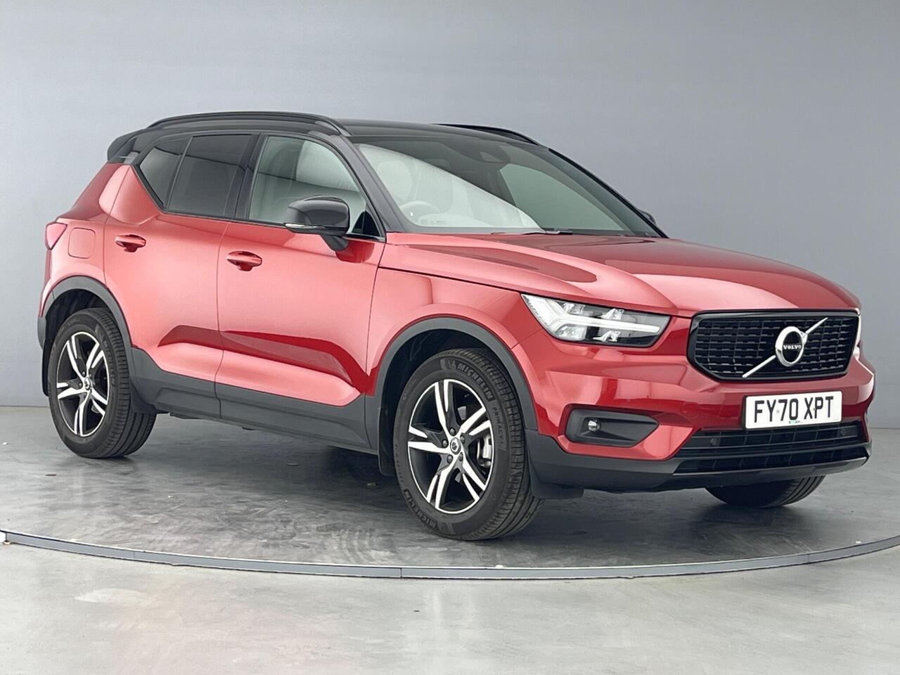 Main listing image - Volvo XC40