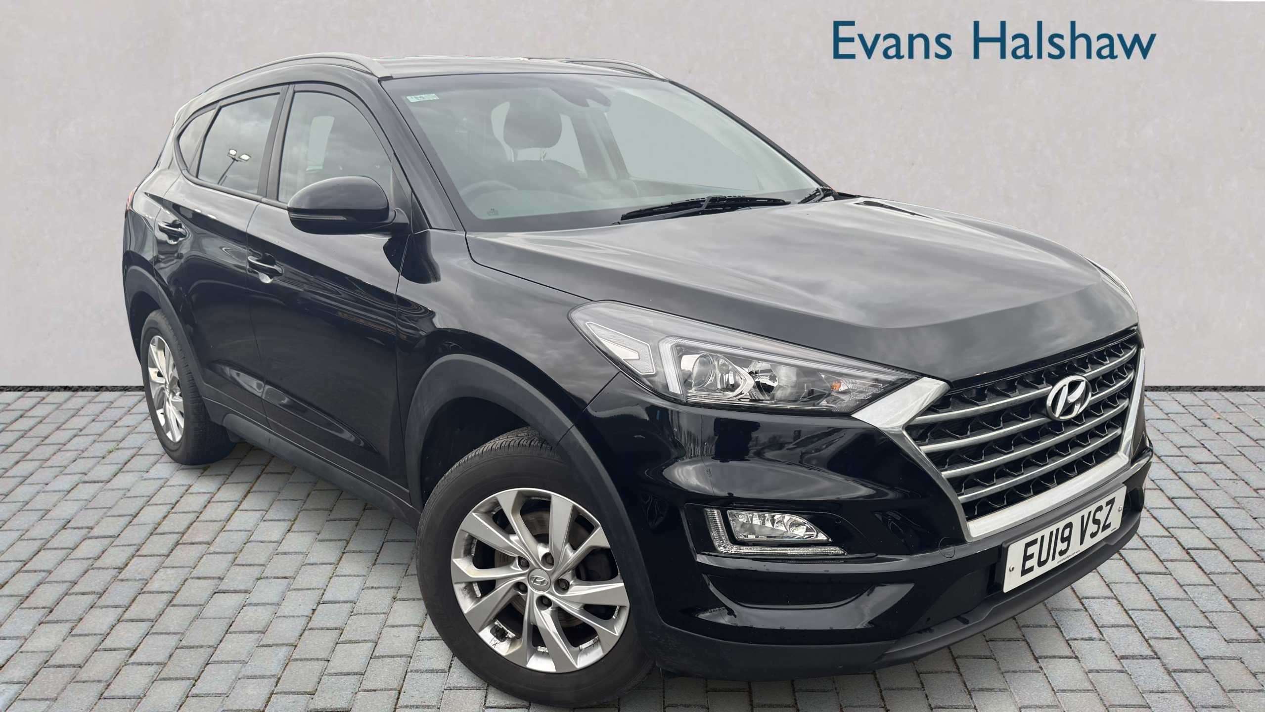 Main listing image - Hyundai Tucson