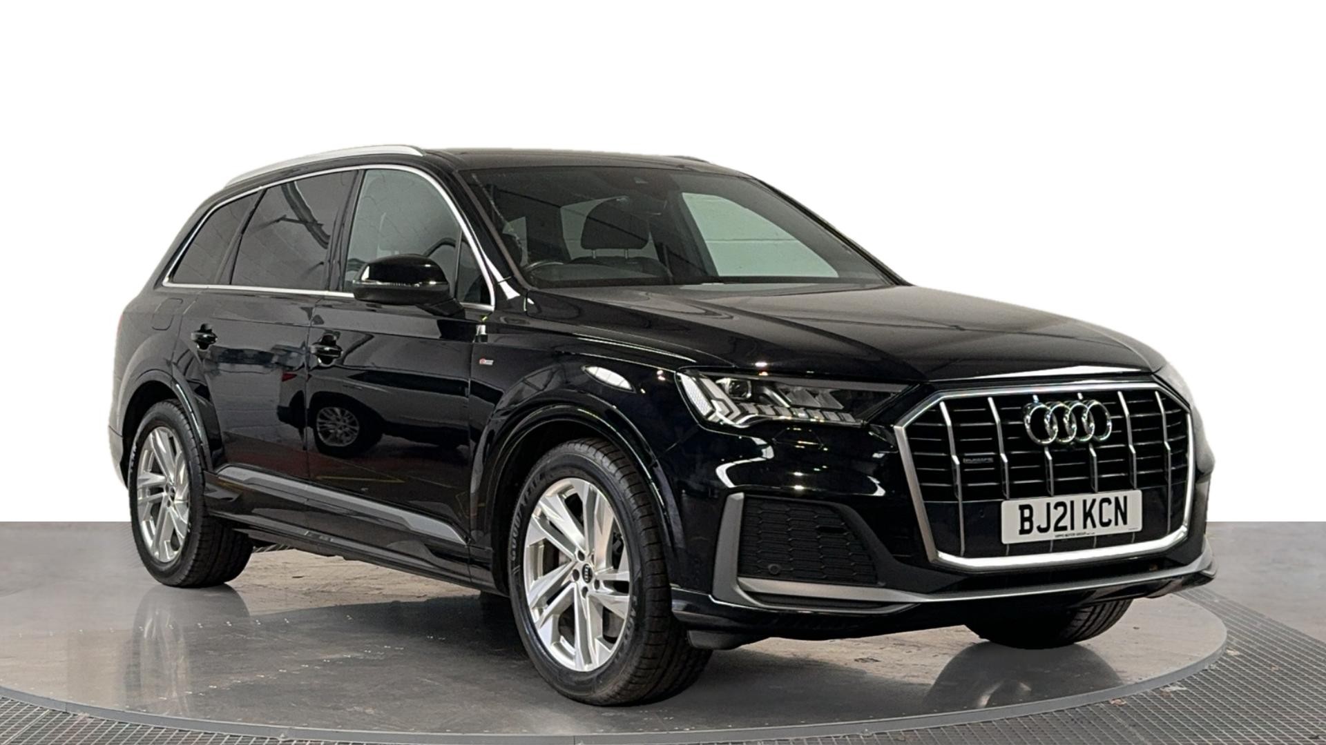 Main listing image - Audi Q7