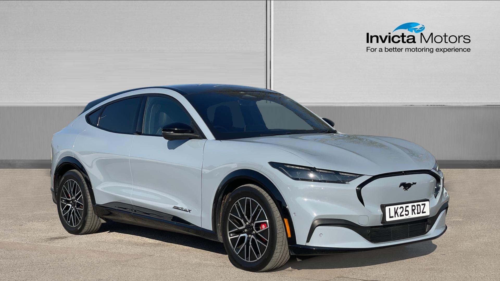 Main listing image - Ford Mustang Mach-E